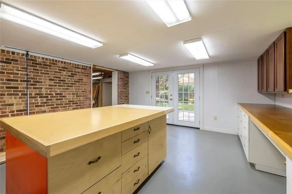 1942 Musket Court Smoke Rise, GA 30087