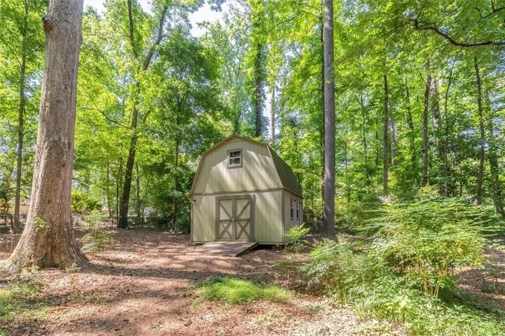 1942 Musket Court Smoke Rise, GA 30087