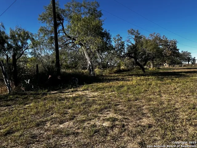 TBD County Road 777 Devine, TX 78016
