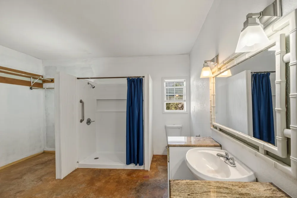 1301 Altwein Road Blanco, TX 78606