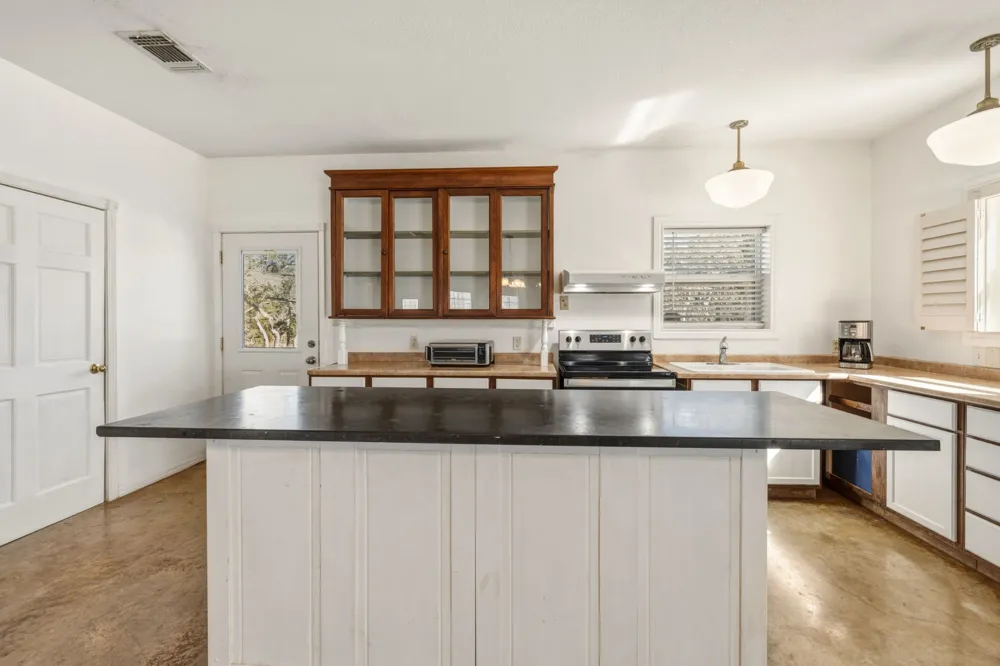 1301 Altwein Road Blanco, TX 78606