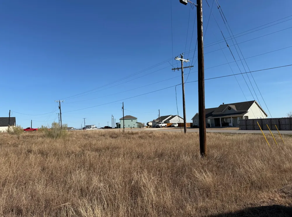 103 Desperado Loop Del Valle, TX 78617