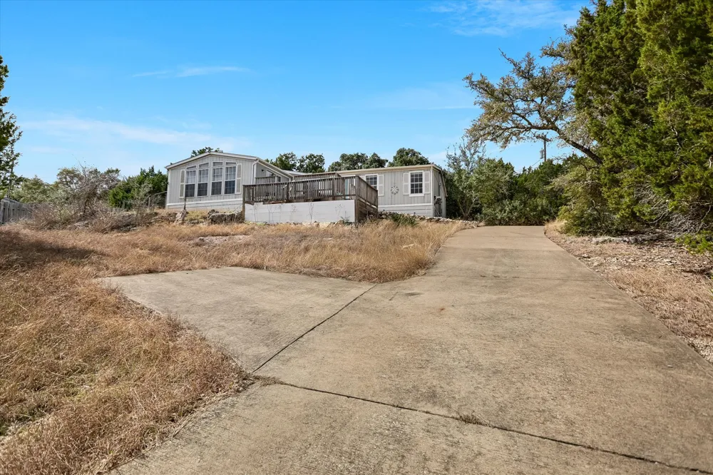217 Rousey Street Canyon Lake, TX 78133