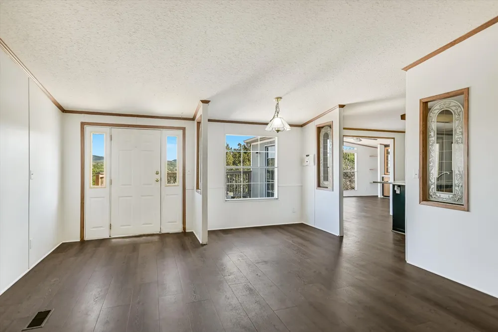 217 Rousey Street Canyon Lake, TX 78133