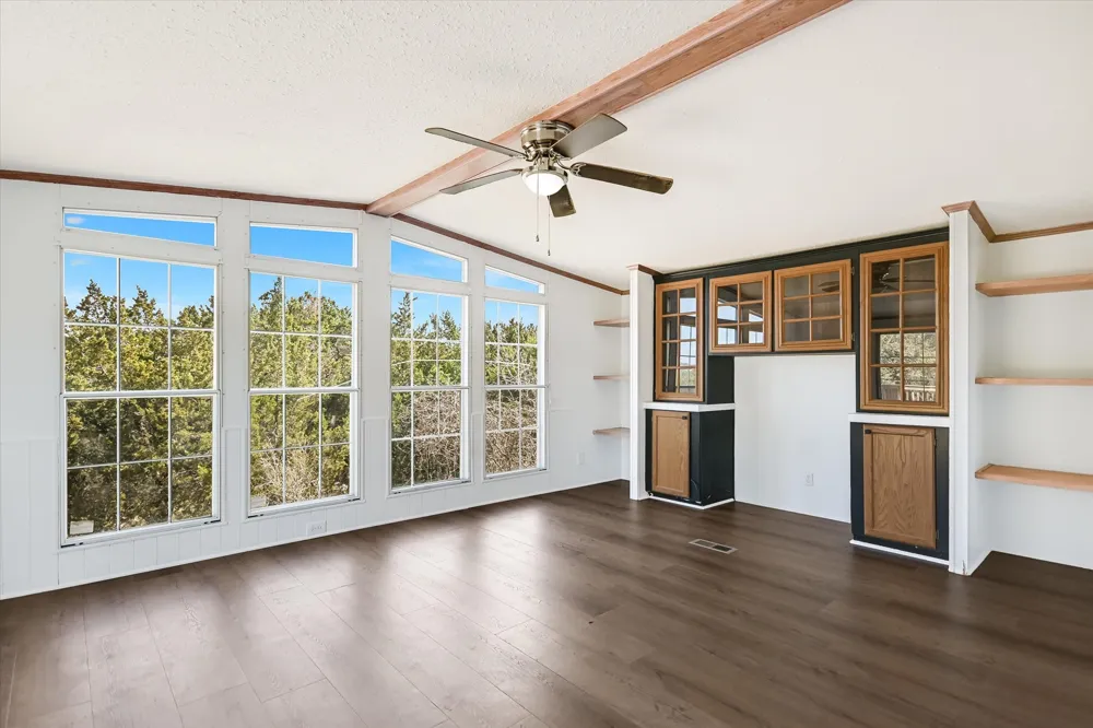 217 Rousey Street Canyon Lake, TX 78133