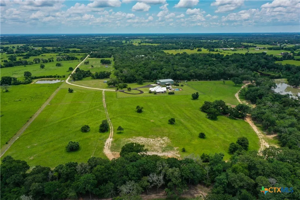 10285 Ferrill Creek Road Bryan, TX 77808