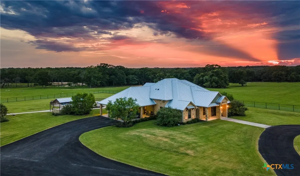10285 Ferrill Creek Road Bryan, TX 77808
