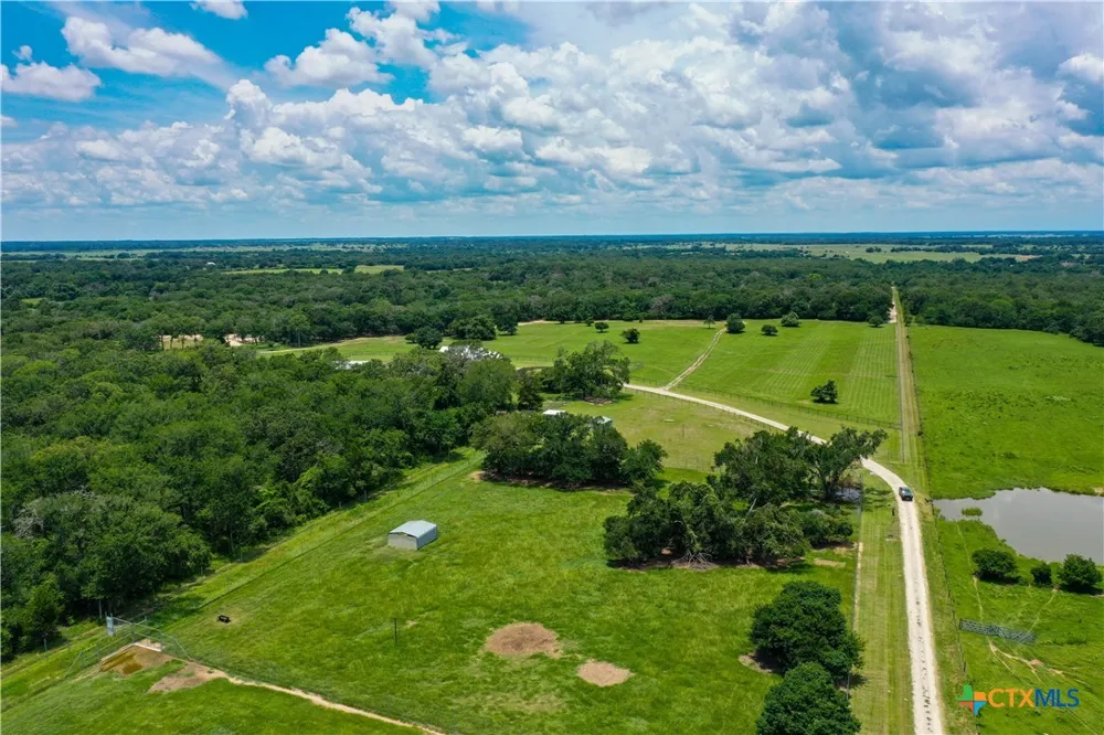 10285 Ferrill Creek Road Bryan, TX 77808