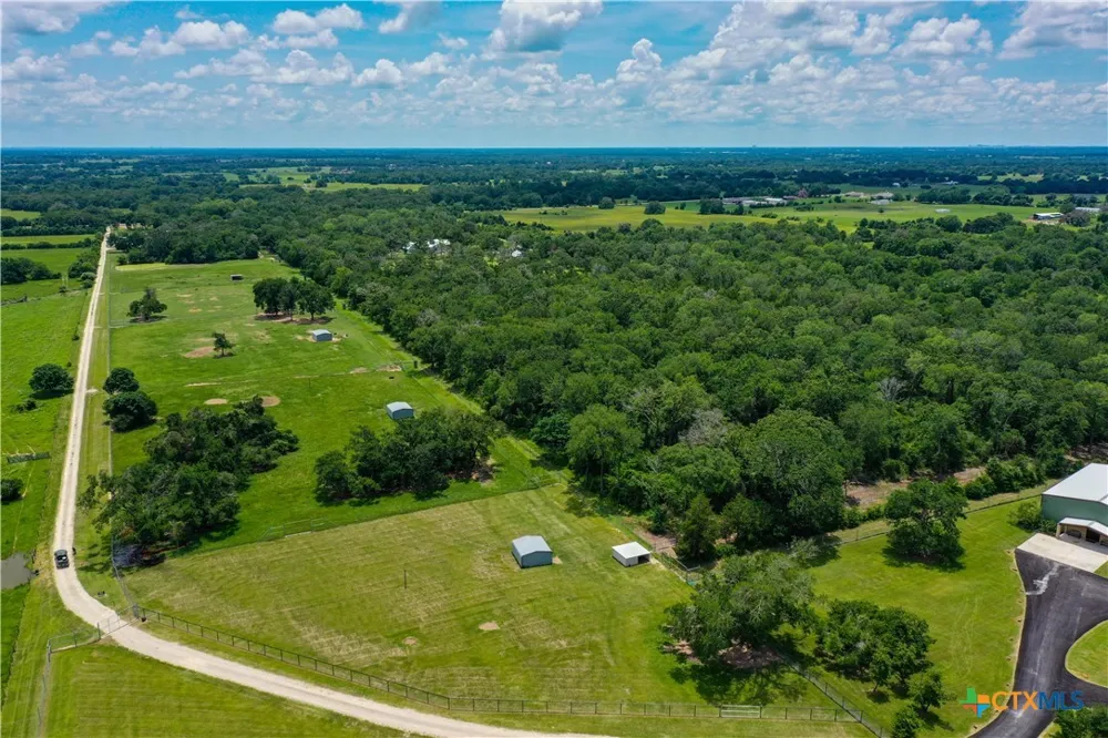 10285 Ferrill Creek Road Bryan, TX 77808