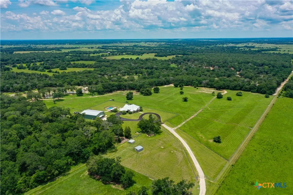 10285 Ferrill Creek Road Bryan, TX 77808