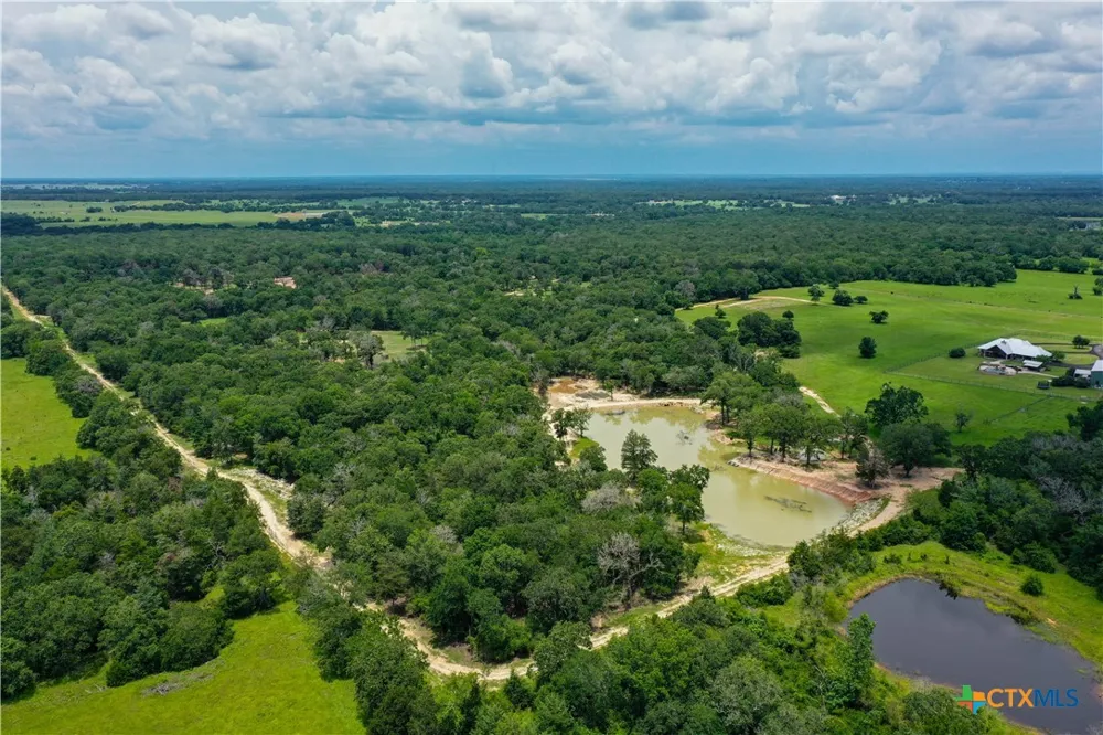 10285 Ferrill Creek Road Bryan, TX 77808