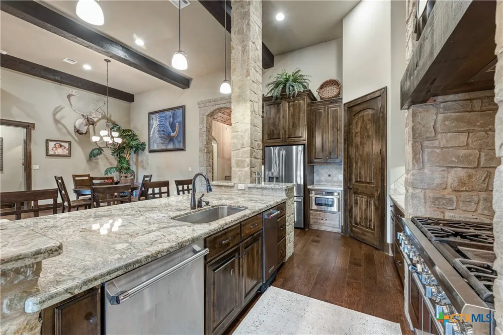 10285 Ferrill Creek Road Bryan, TX 77808