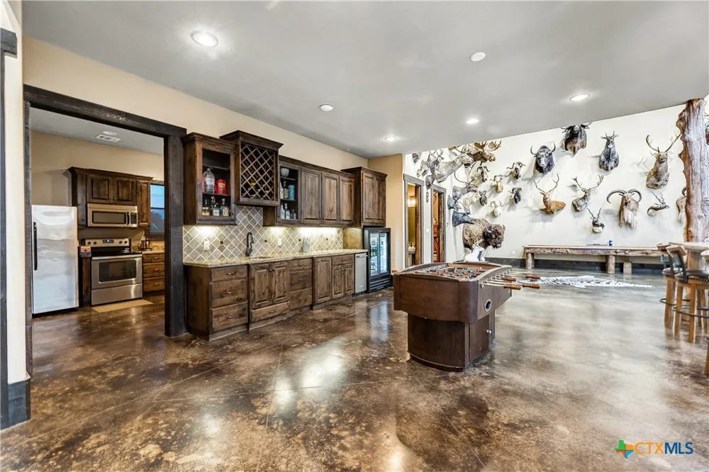10285 Ferrill Creek Road Bryan, TX 77808