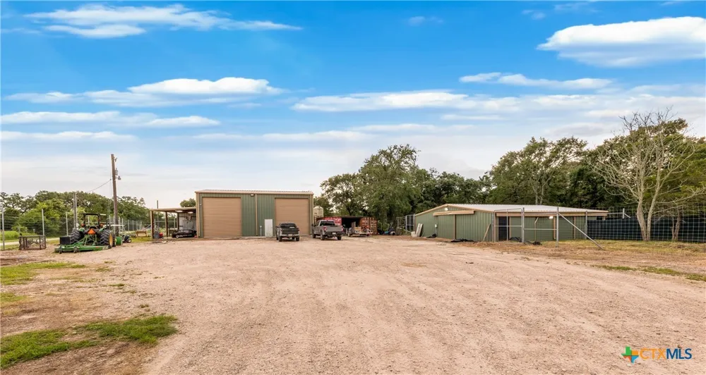 10285 Ferrill Creek Road Bryan, TX 77808