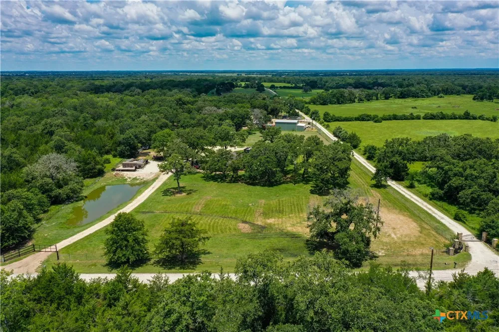 10285 Ferrill Creek Road Bryan, TX 77808