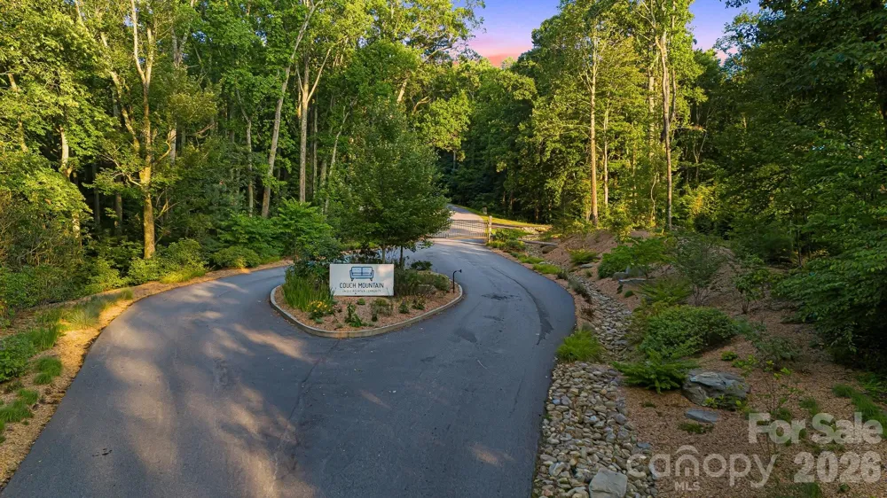 99 Spring Song Lane #9 Fletcher, NC 28732