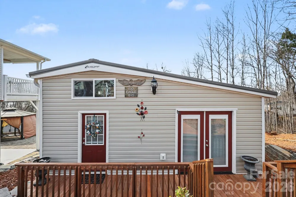 130 Eagle Drive New London, NC 28127