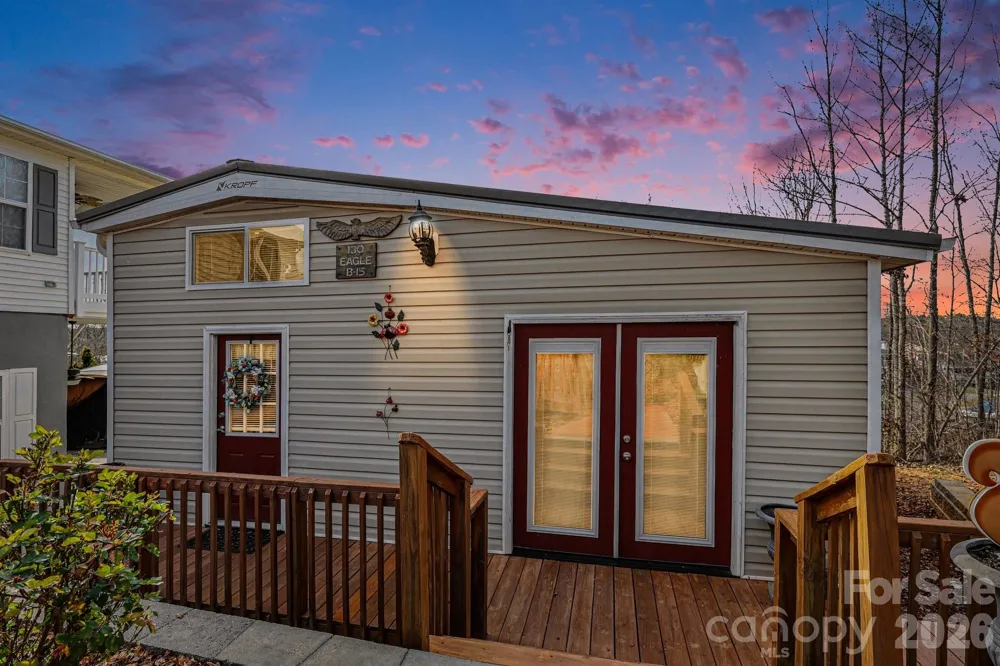 130 Eagle Drive New London, NC 28127