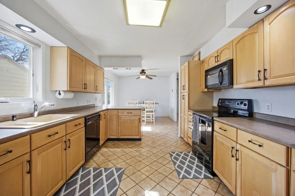 1211 Hall Avenue Breckenridge, MN 56520
