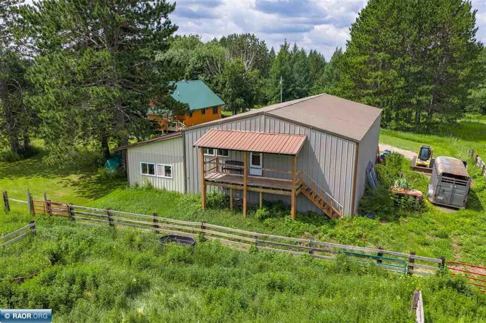 7713 Appaloosa Road Embarrass, MN 55732