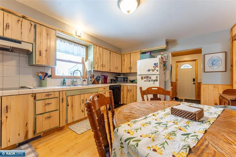 7713 Appaloosa Road Embarrass, MN 55732