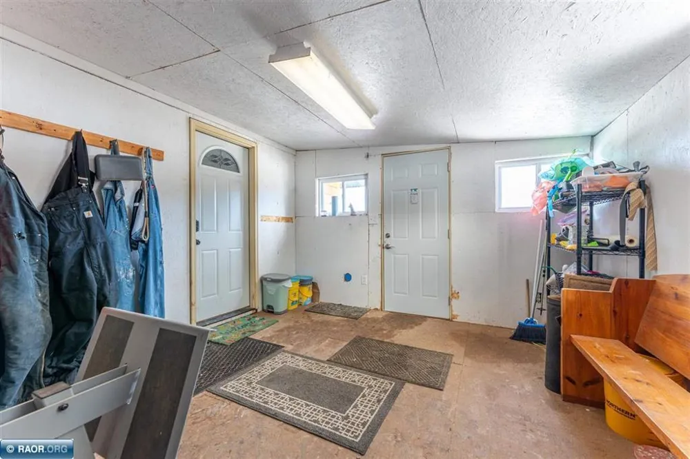 7713 Appaloosa Road Embarrass, MN 55732