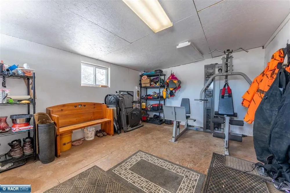 7713 Appaloosa Road Embarrass, MN 55732