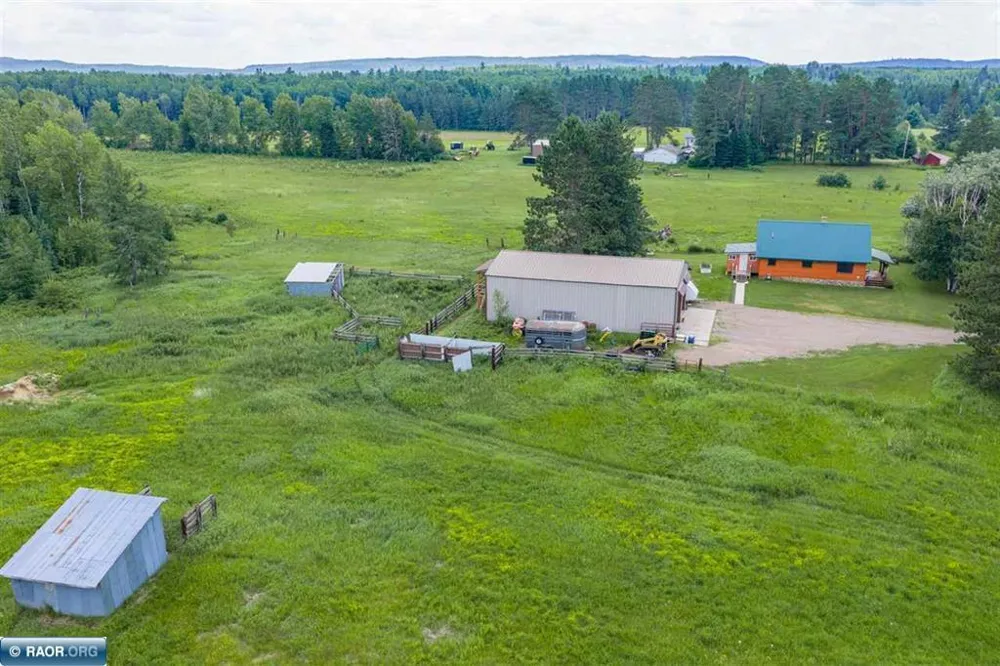 7713 Appaloosa Road Embarrass, MN 55732