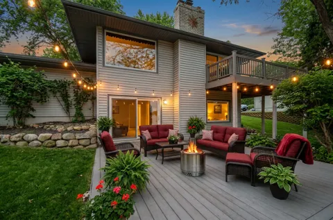 3250 Williams Lane