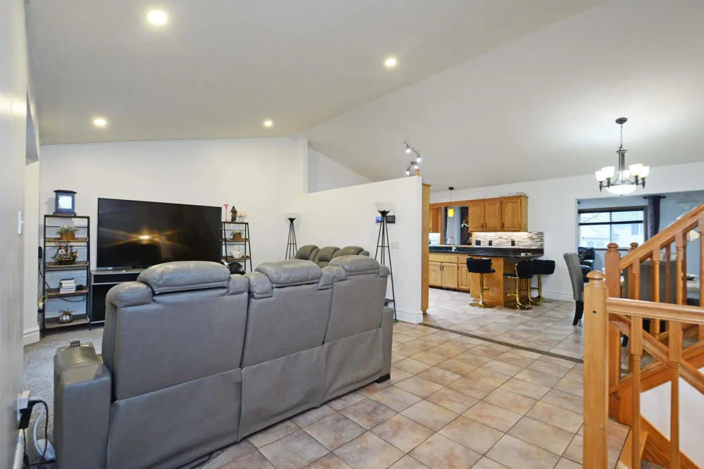 2813 232nd Lane NW Saint Francis, MN 55070