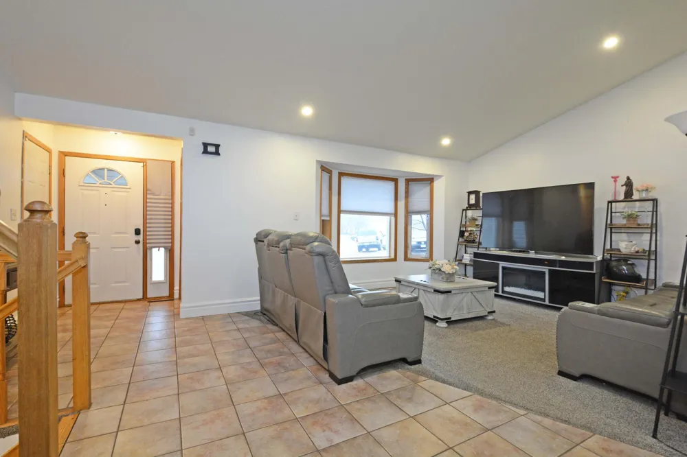 2813 232nd Lane NW Saint Francis, MN 55070
