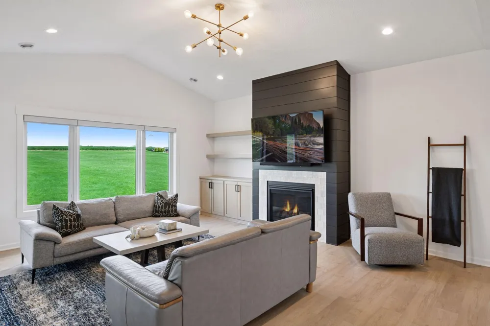 25617 Cedar Lane New Prague, MN 56071