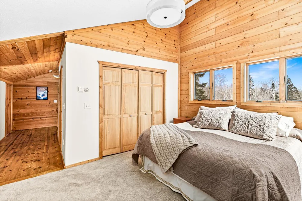 67 Snowshoe Trail Tofte, MN 55615