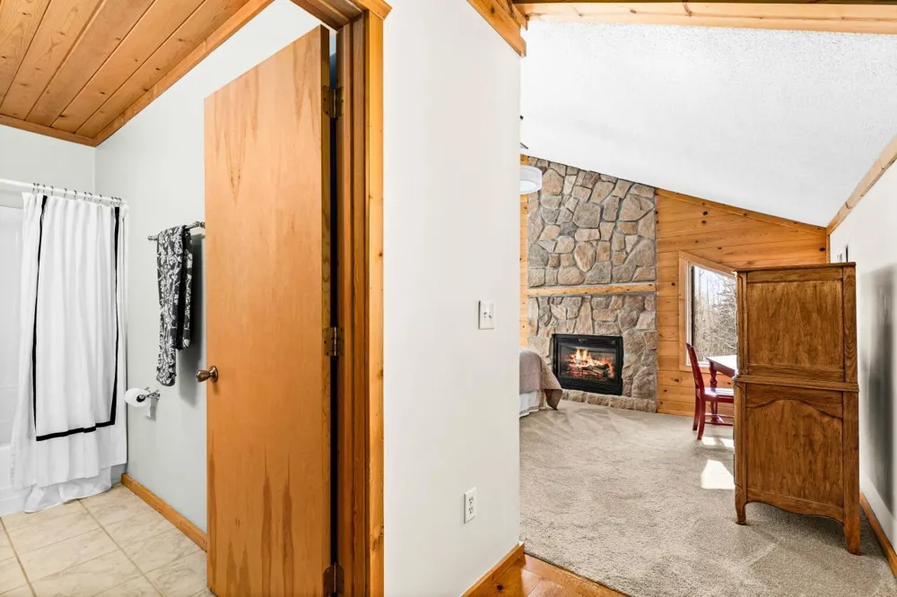 67 Snowshoe Trail Tofte, MN 55615