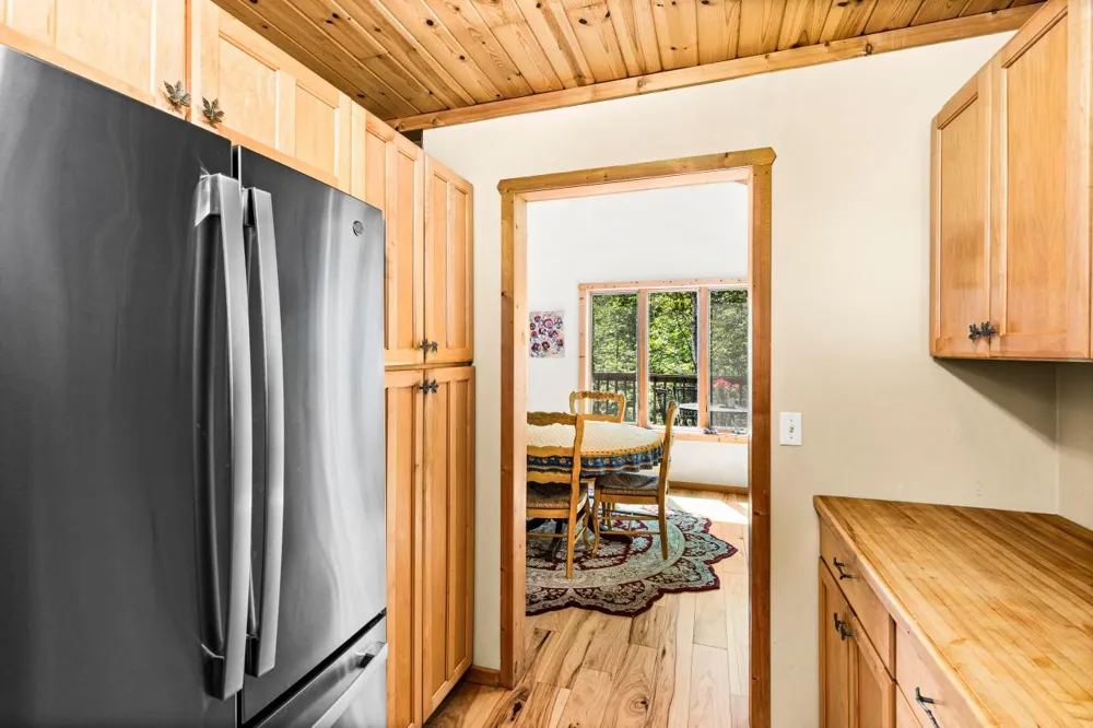 67 Snowshoe Trail Tofte, MN 55615