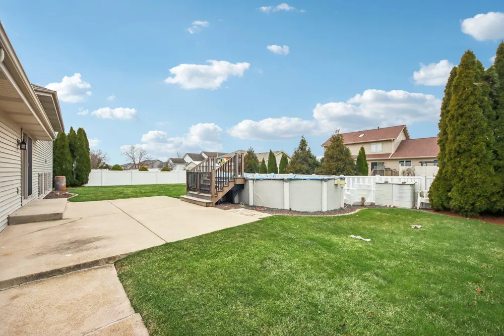 9396 Calumet Street Dyer, IN 46311