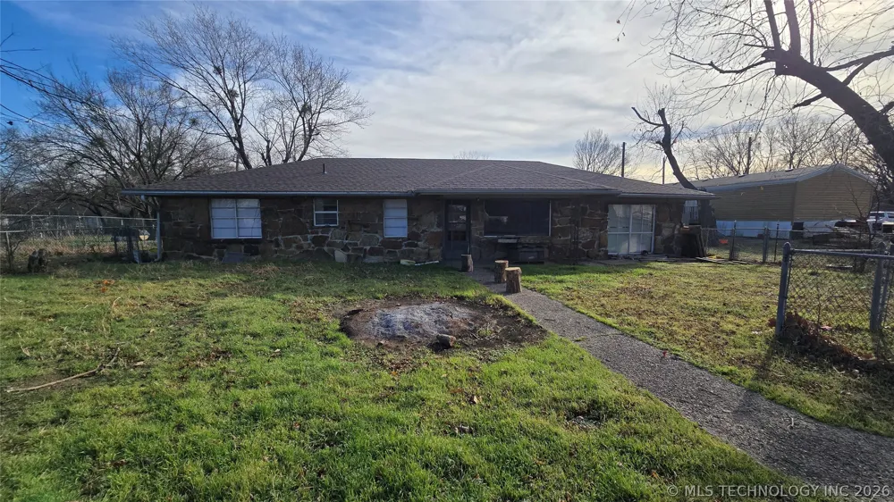 303 Chickasaw Street Savanna, OK 74565