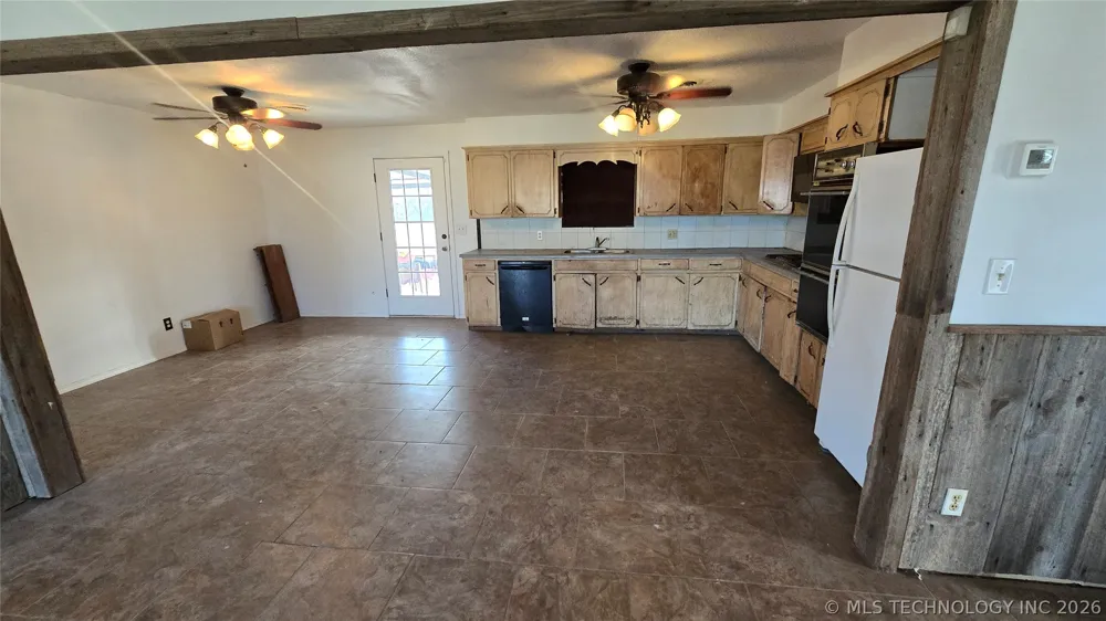 303 Chickasaw Street Savanna, OK 74565