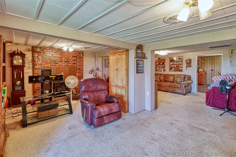 38987 Leo Road Asher, OK 74826