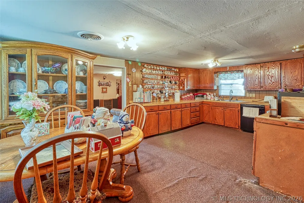 38987 Leo Road Asher, OK 74826