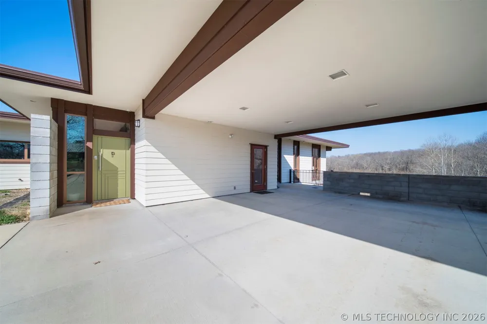 27400 S 614 ROAD Grove, OK 74344