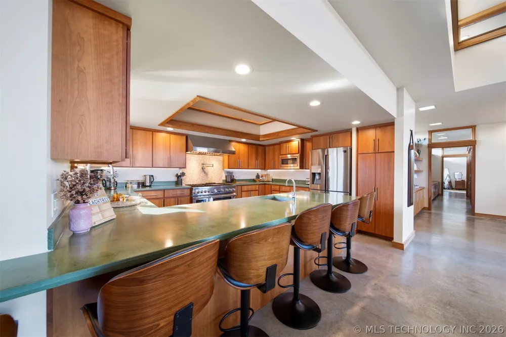27400 S 614 ROAD Grove, OK 74344