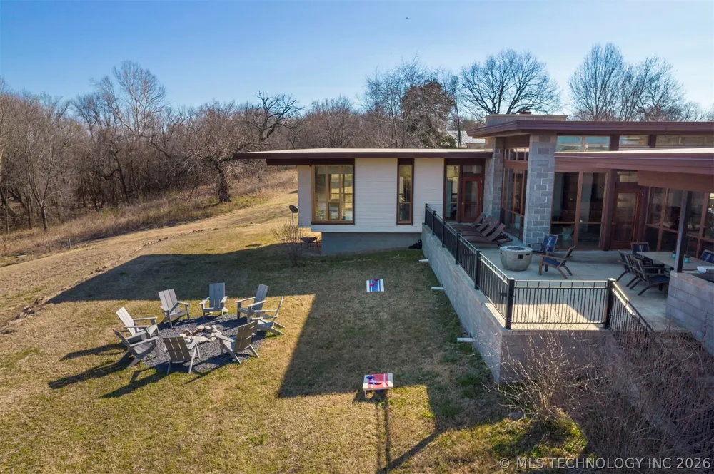 27400 S 614 ROAD Grove, OK 74344