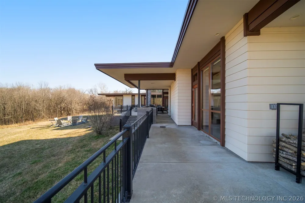 27400 S 614 ROAD Grove, OK 74344