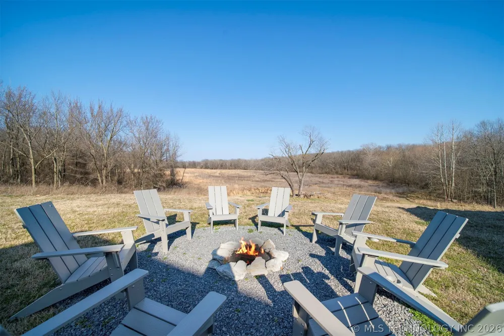 27400 S 614 ROAD Grove, OK 74344