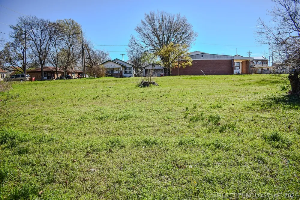 403 Broadway Street Hugo, OK 74743