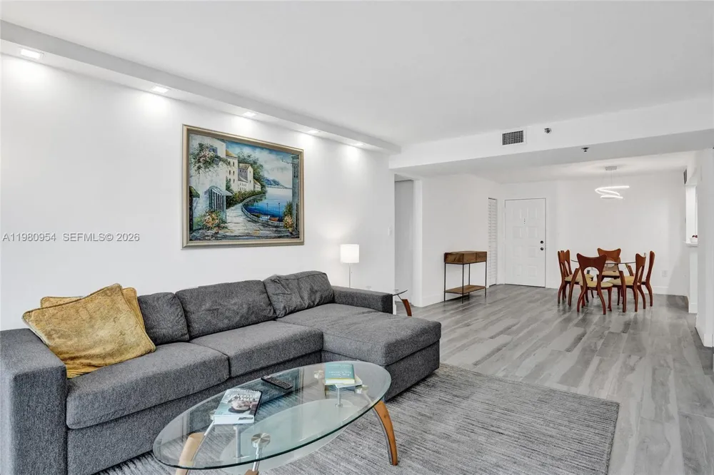 1201 S Ocean Dr #1407S Hollywood, FL 33019