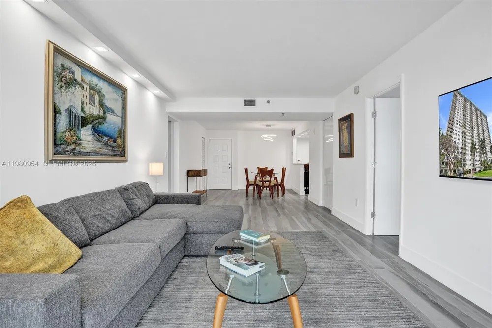 1201 S Ocean Dr #1407S Hollywood, FL 33019