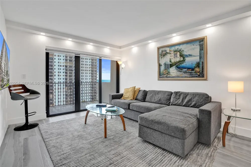1201 S Ocean Dr #1407S Hollywood, FL 33019