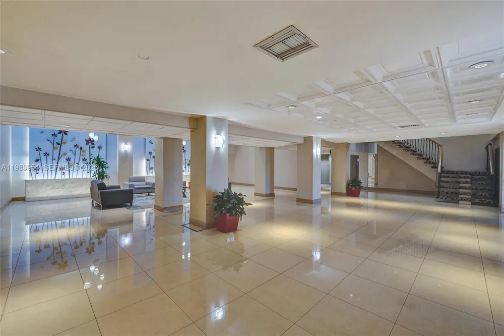 1201 S Ocean Dr #1407S Hollywood, FL 33019